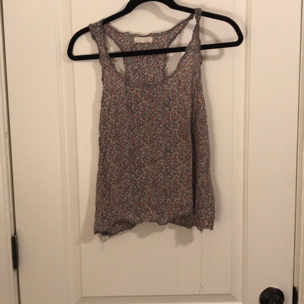 Lush Floral Tank - Picture 1 of 3